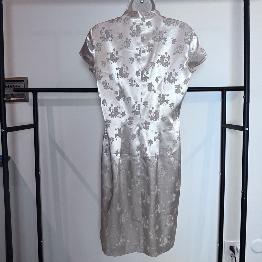 Vintage Traditional Formal Fitted Evening Wear Gold Cheongsam - Picture 3 of 12